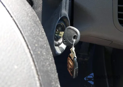 2013 Hyundai Elantra Gls из США, поврежденный, VIN 5NPDH4AE0DH392997